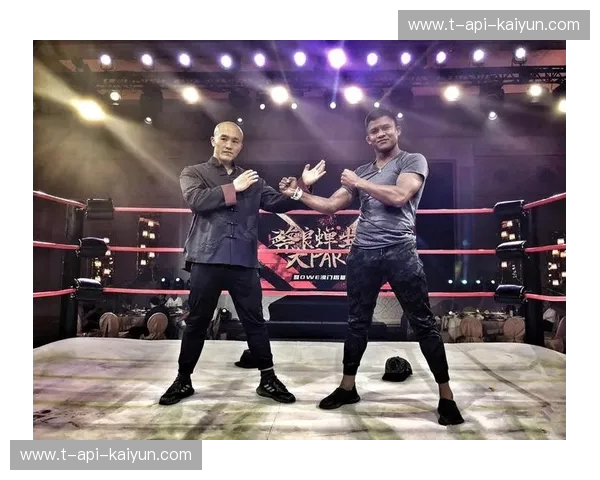 巅峰对决：维克多vs肯姆，谁才是格斗界的传奇？